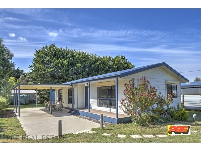 227 JUPITER BOULEVARD, Venus Bay VIC 3956