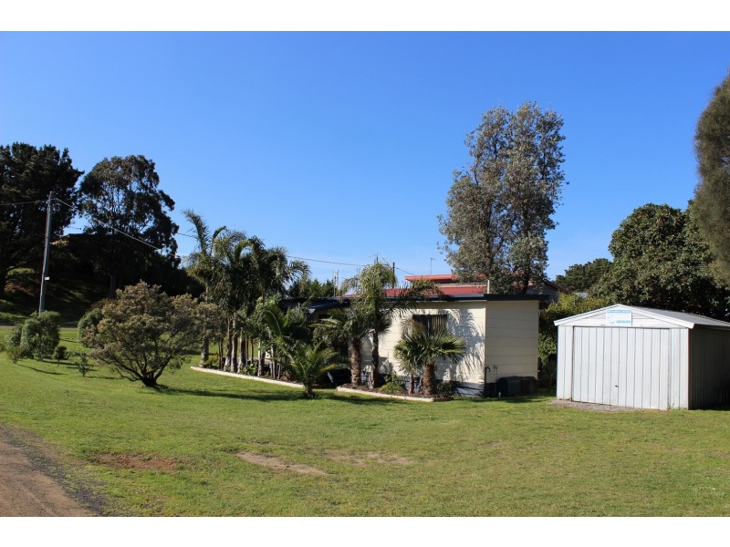 30 CRICHTON CRESCENT, Venus Bay VIC 3956
