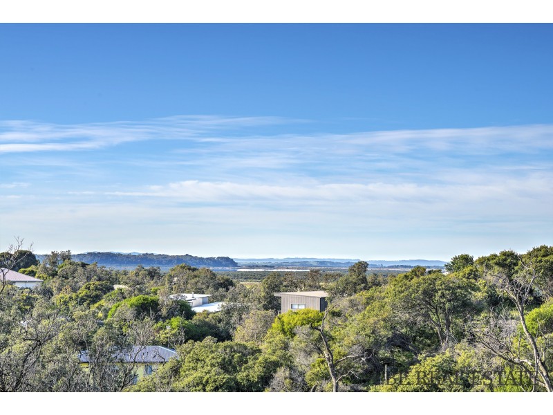 14 OUTLOOK DRIVE, Venus Bay VIC 3956