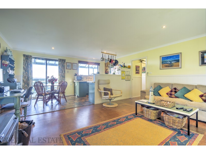 14 OUTLOOK DRIVE, Venus Bay VIC 3956