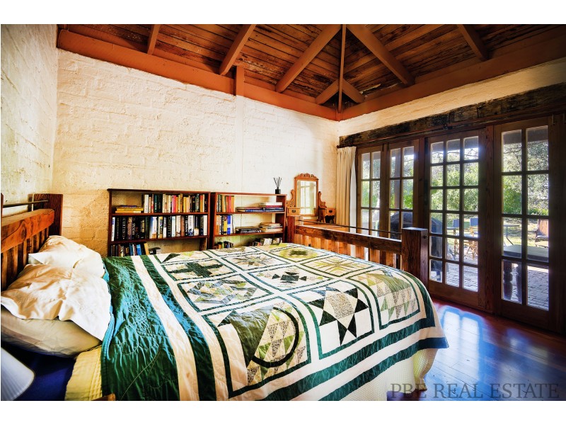 828 LEES ROAD, Venus Bay VIC 3956