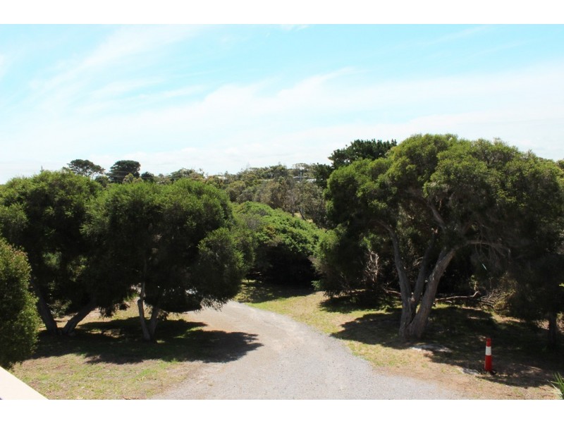 3-5 FISHERMANS ROAD, Venus Bay VIC 3956