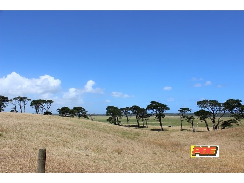 32 SATELLITE CRESCENT, Venus Bay VIC 3956