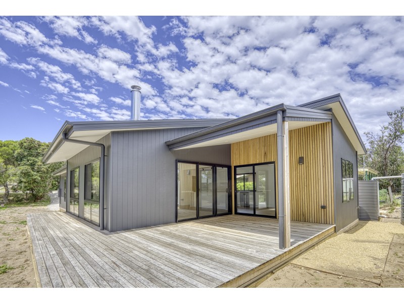 61 CONDON CRESCENT, Venus Bay VIC 3956