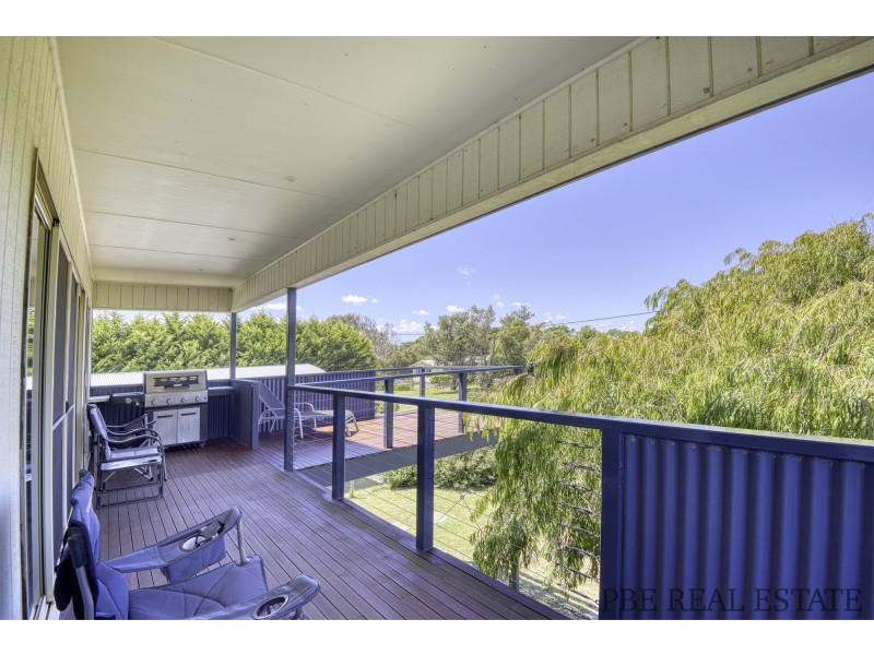 35 SATURN PARADE, Venus Bay VIC 3956