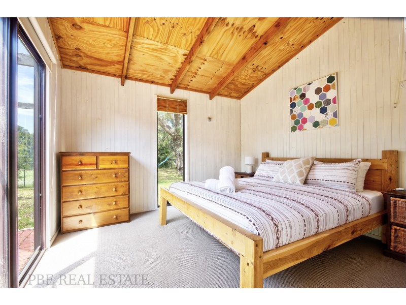 820 LEES ROAD, Venus Bay VIC 3956