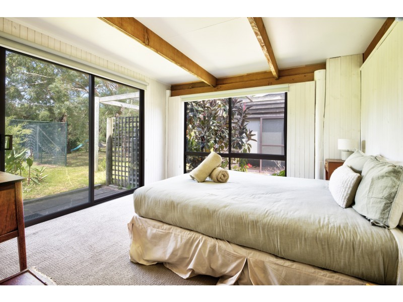 820 LEES ROAD, Venus Bay VIC 3956