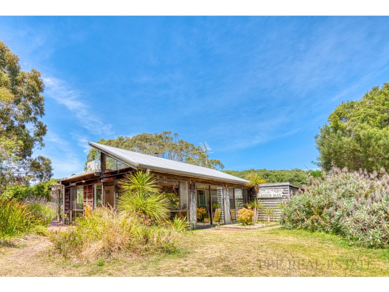 820 LEES ROAD, Venus Bay VIC 3956