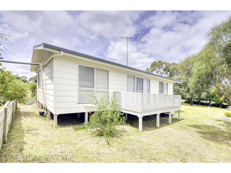 91 PANDORA AVENUE, Venus Bay VIC 3956
