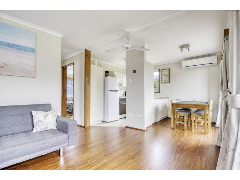 8 CONSTANCE CRESCENT, Venus Bay VIC 3956