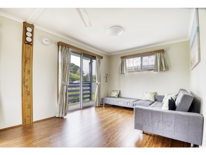 8 CONSTANCE CRESCENT, Venus Bay VIC 3956
