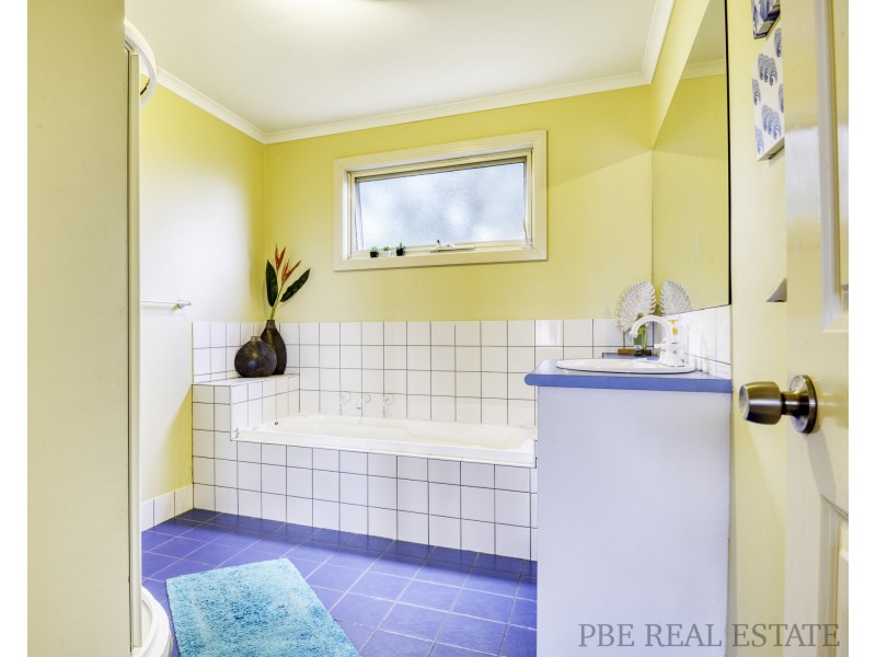 2 AMANDA CRESCENT, Venus Bay VIC 3956