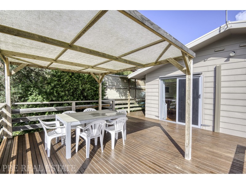 100 ATHERTON DRIVE, Venus Bay VIC 3956
