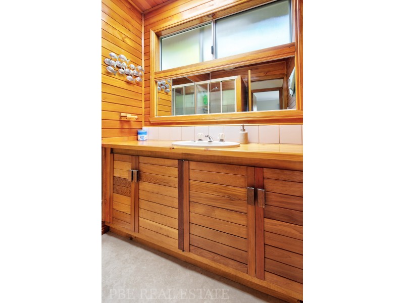 100 ATHERTON DRIVE, Venus Bay VIC 3956