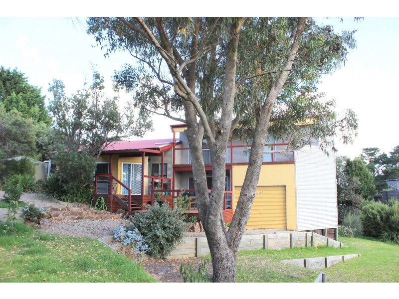 38 INLET VIEW ROAD, Venus Bay VIC 3956