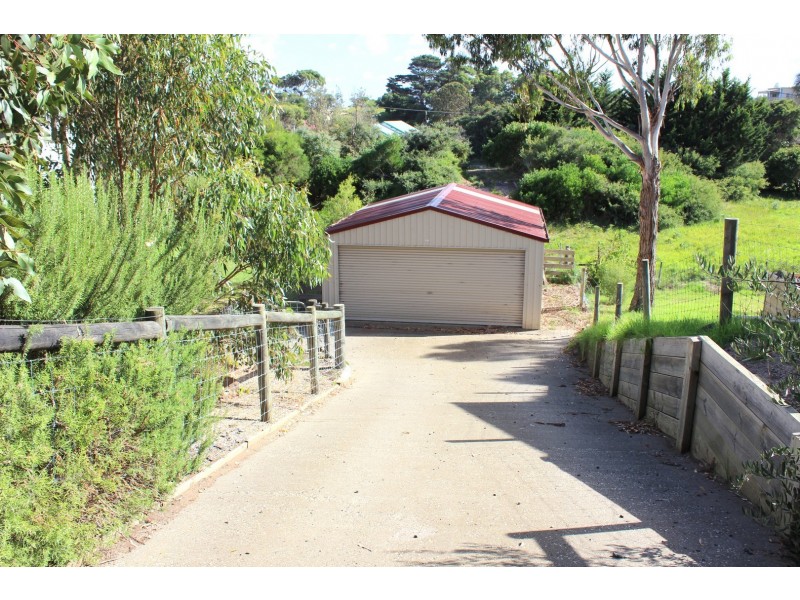 38 INLET VIEW ROAD, Venus Bay VIC 3956