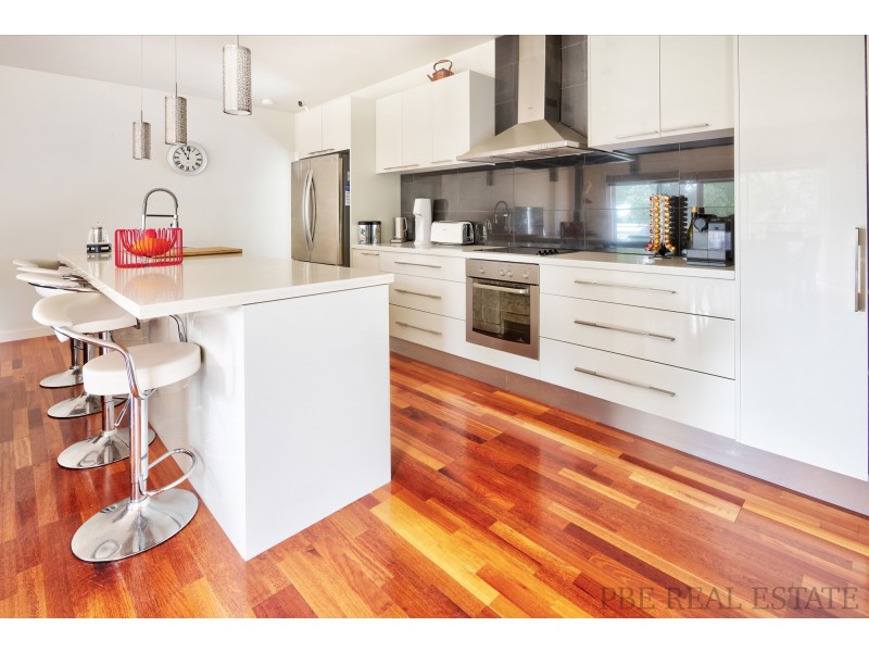 4 ANTHONY AVENUE, Venus Bay VIC 3956