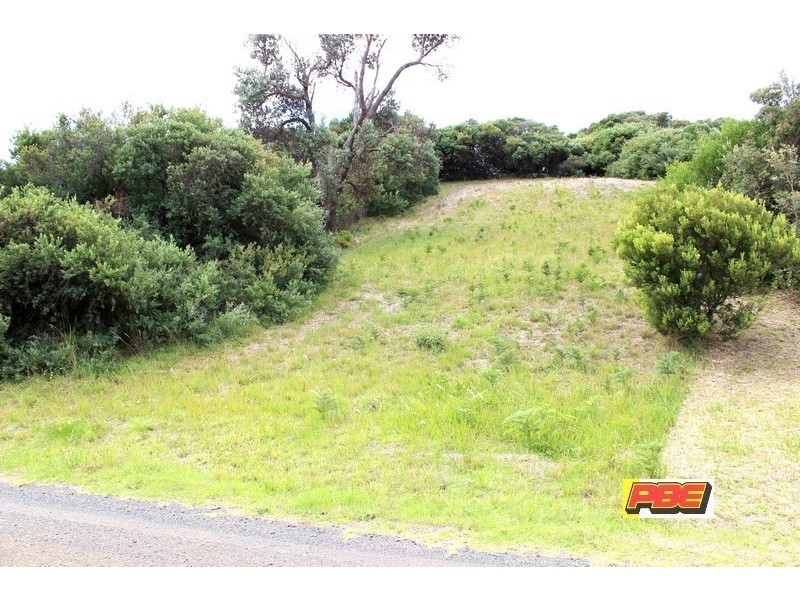 16. ATKINSON AVENUE, Venus Bay VIC 3956