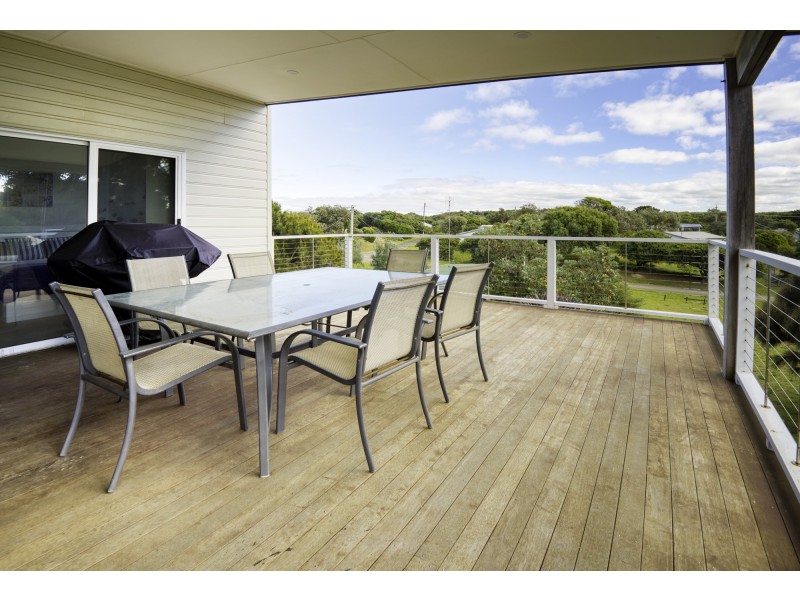 3 RITA COURT, Venus Bay VIC 3956