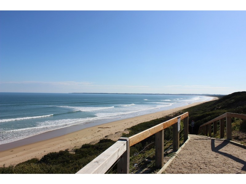 2 DOROTHY STREET, Venus Bay VIC 3956