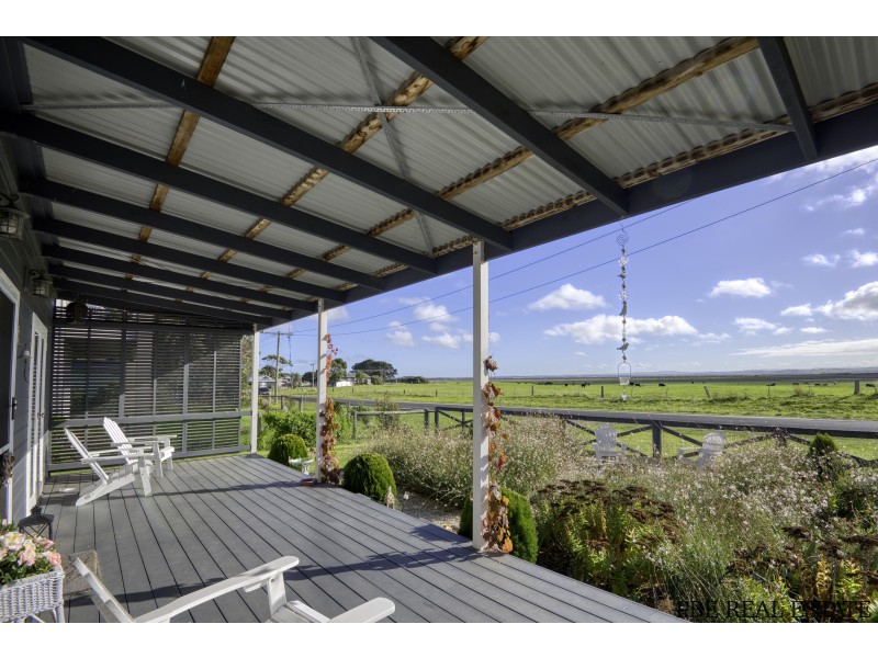 121 LEES ROAD, Venus Bay VIC 3956
