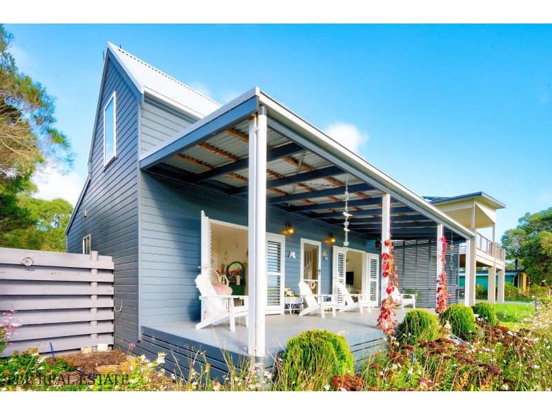 121 LEES ROAD, Venus Bay VIC 3956