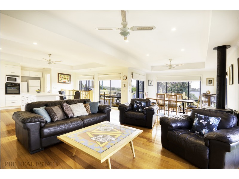 62-64 MCINDOE AVENUE, Venus Bay VIC 3956