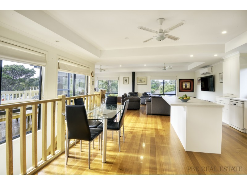 62-64 MCINDOE AVENUE, Venus Bay VIC 3956