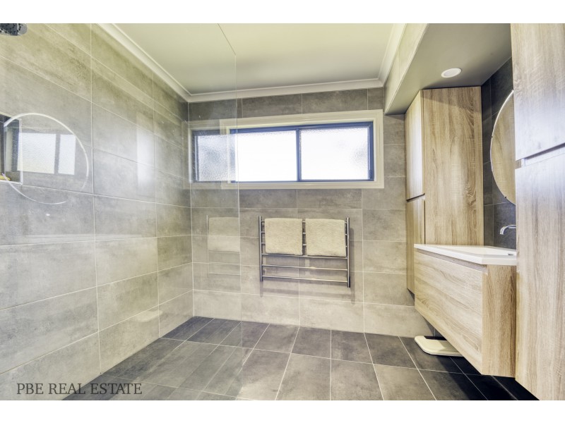62-64 MCINDOE AVENUE, Venus Bay VIC 3956