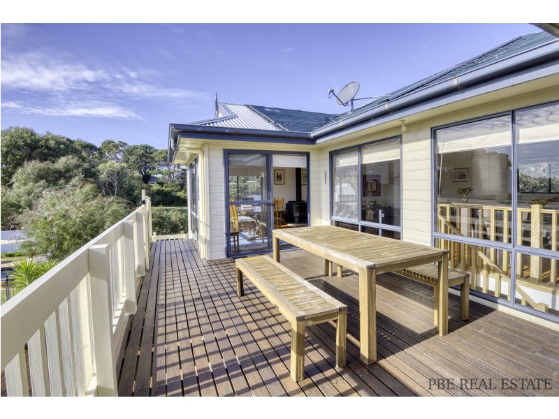 62-64 MCINDOE AVENUE, Venus Bay VIC 3956