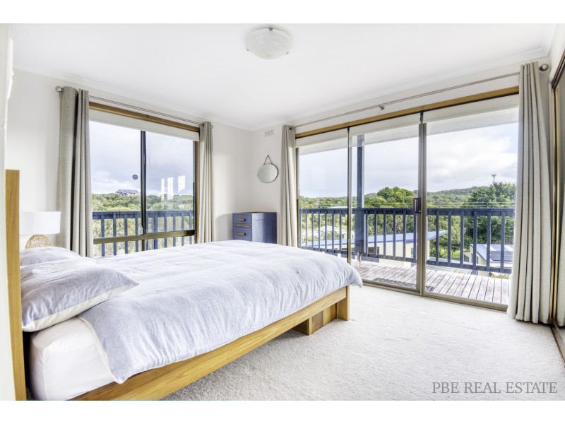 7 CONSTANCE CRESCENT, Venus Bay VIC 3956