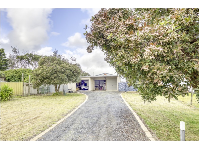 7 CONSTANCE CRESCENT, Venus Bay VIC 3956