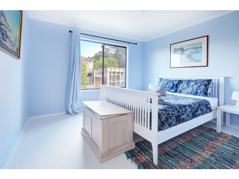 105 ACACIA ROAD, Walkerville VIC 3956