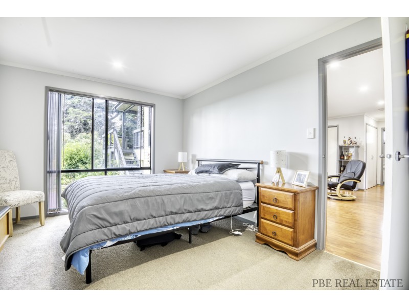 19 LEES ROAD, Venus Bay VIC 3956