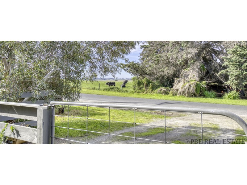 19 LEES ROAD, Venus Bay VIC 3956