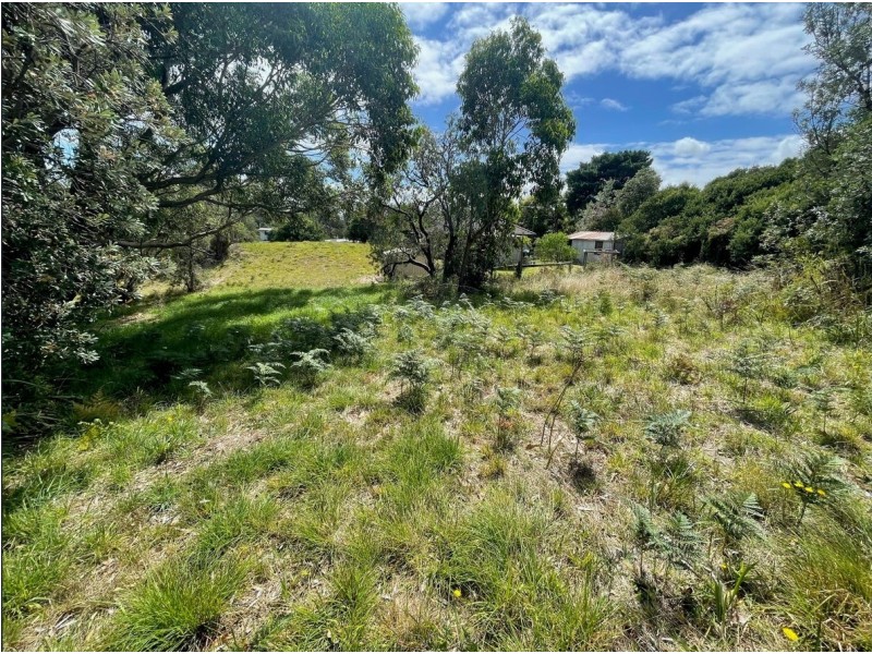 43 PANDORA AVENUE, Venus Bay VIC 3956