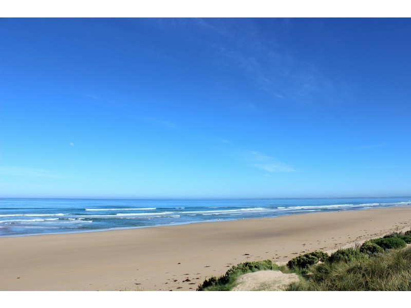 43 PANDORA AVENUE, Venus Bay VIC 3956