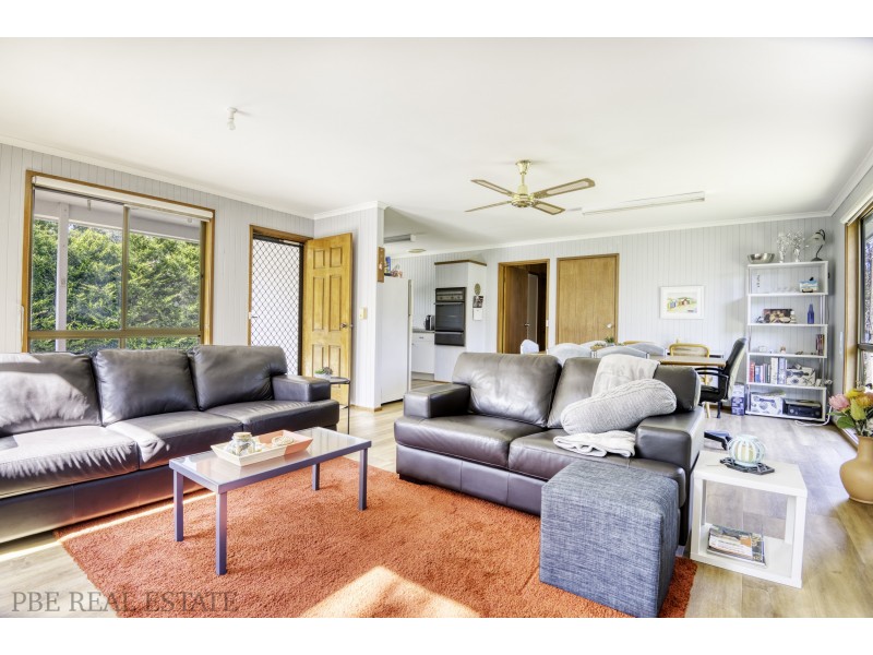 64 PANDORA AVENUE, Venus Bay VIC 3956