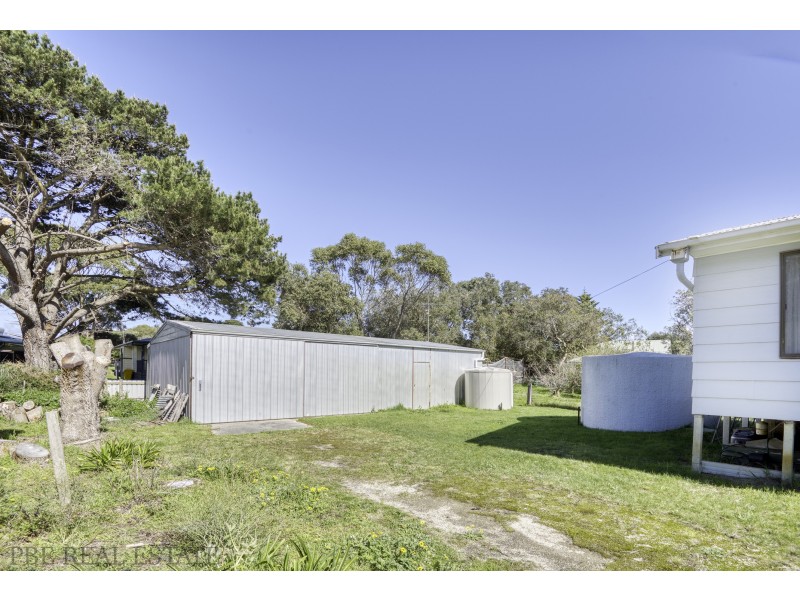64 PANDORA AVENUE, Venus Bay VIC 3956