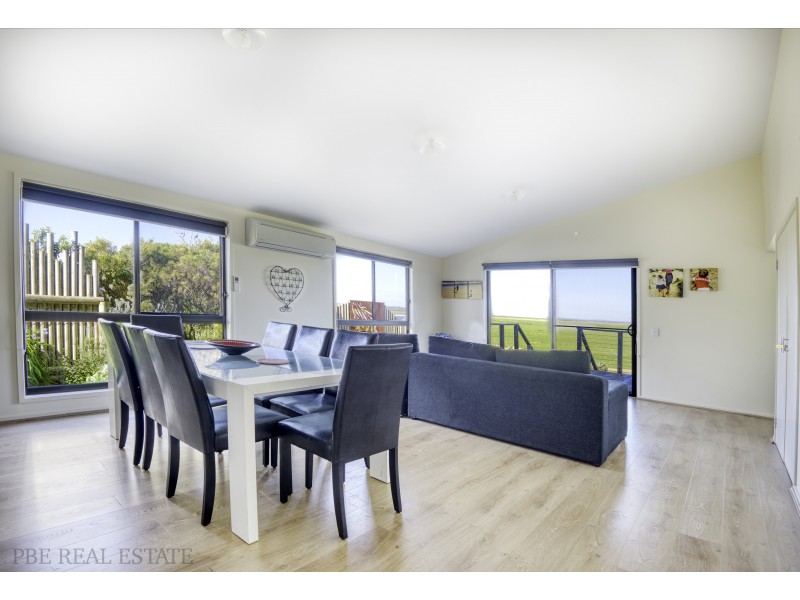 4 ANITA CRESCENT, Venus Bay VIC 3956