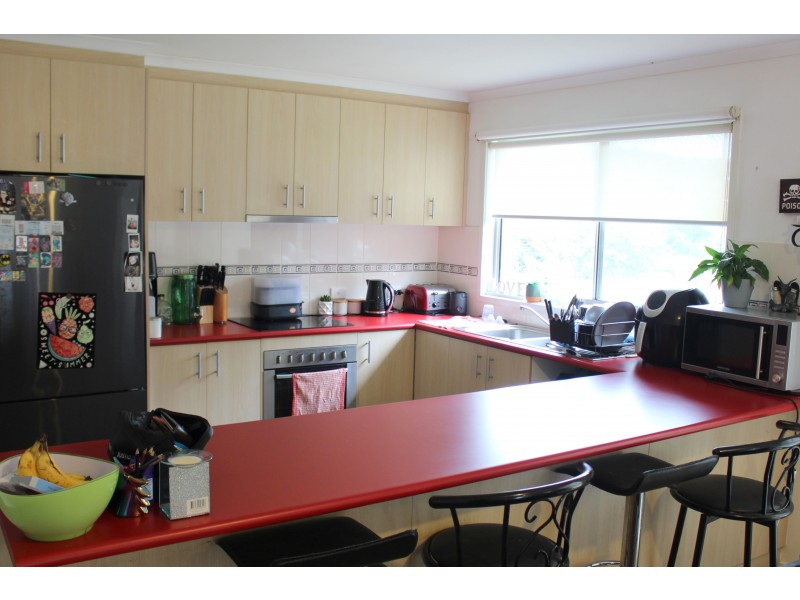 2 CONSTANCE CRESCENT, Venus Bay VIC 3956