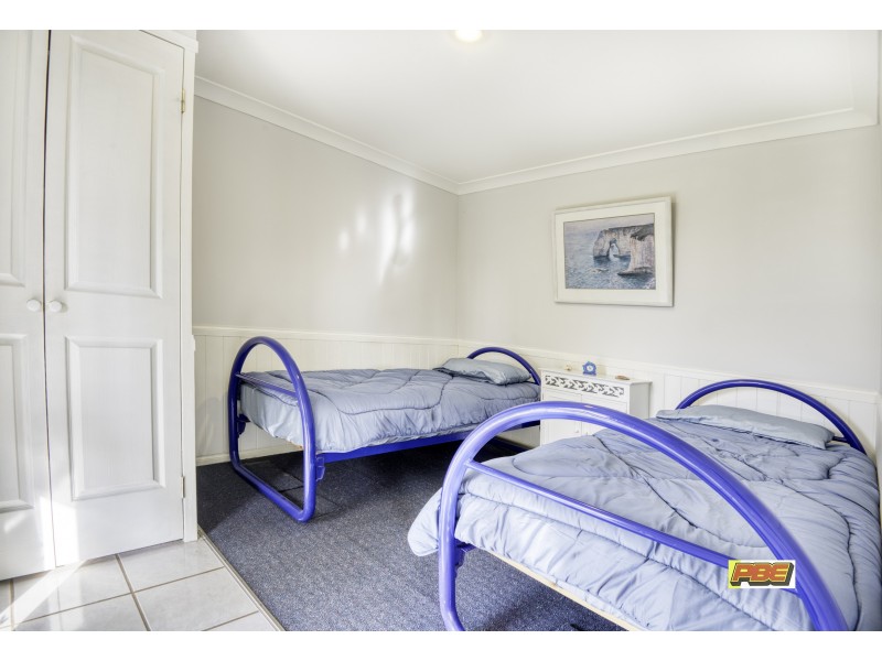 3 BRADLEY AVENUE, Venus Bay VIC 3956