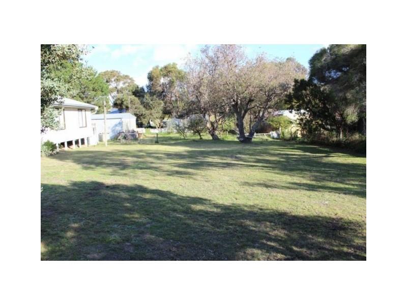 62 PANDORA AVENUE, Venus Bay VIC 3956