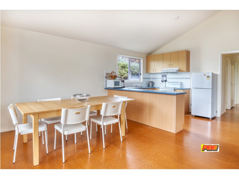 6 ATHERTON DRIVE, Venus Bay VIC 3956