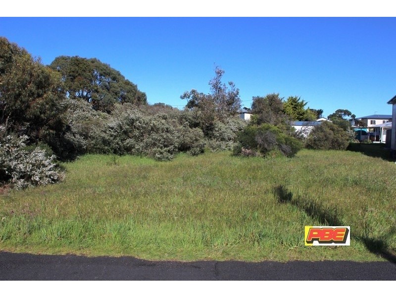 43 CENTRE ROAD, Venus Bay VIC 3956