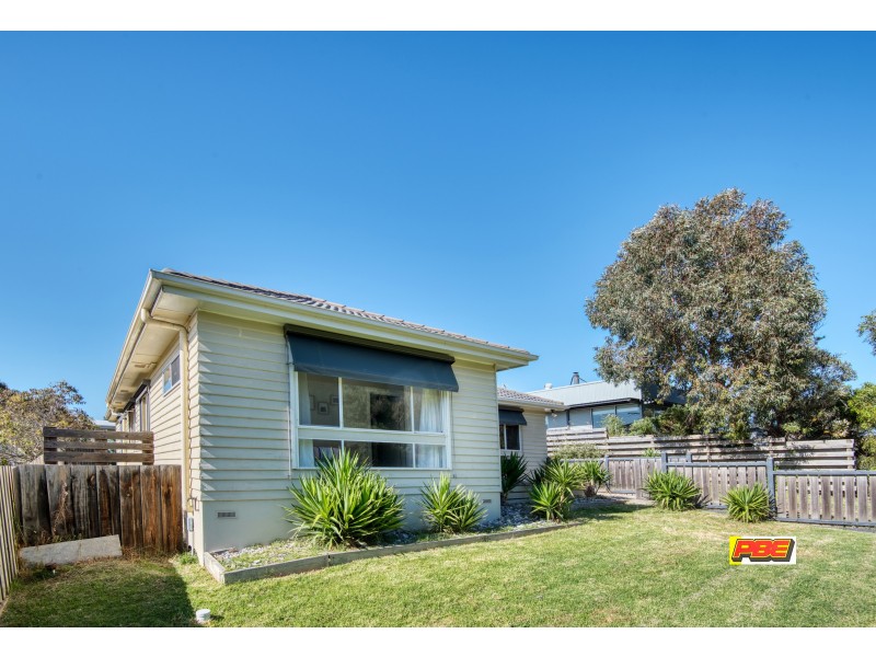 22 CRICHTON CRESCENT, Venus Bay VIC 3956