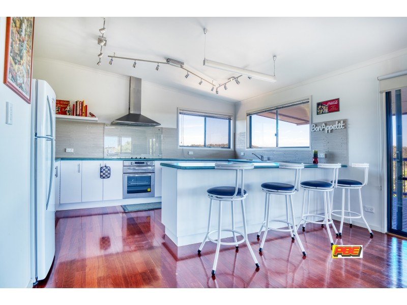 29 ATHERTON DRIVE, Venus Bay VIC 3956
