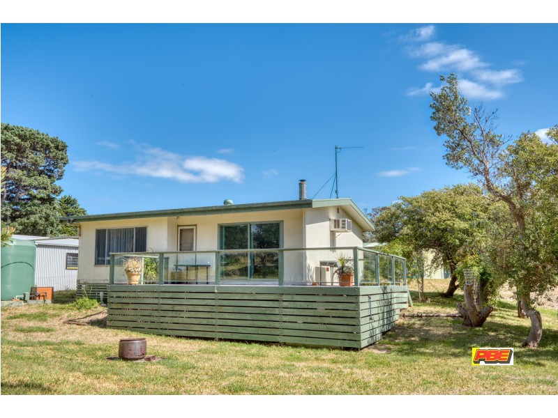 22-24 BLACK AVENUE, Venus Bay VIC 3956