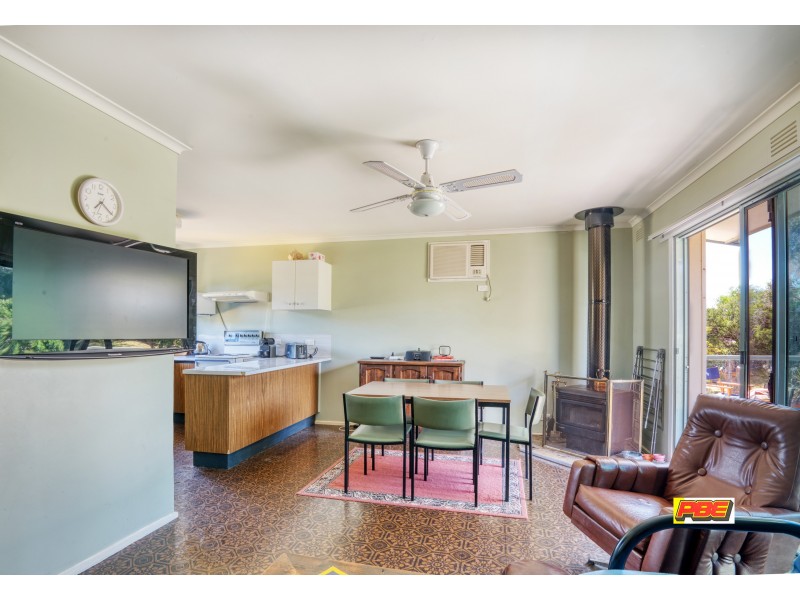 22-24 BLACK AVENUE, Venus Bay VIC 3956