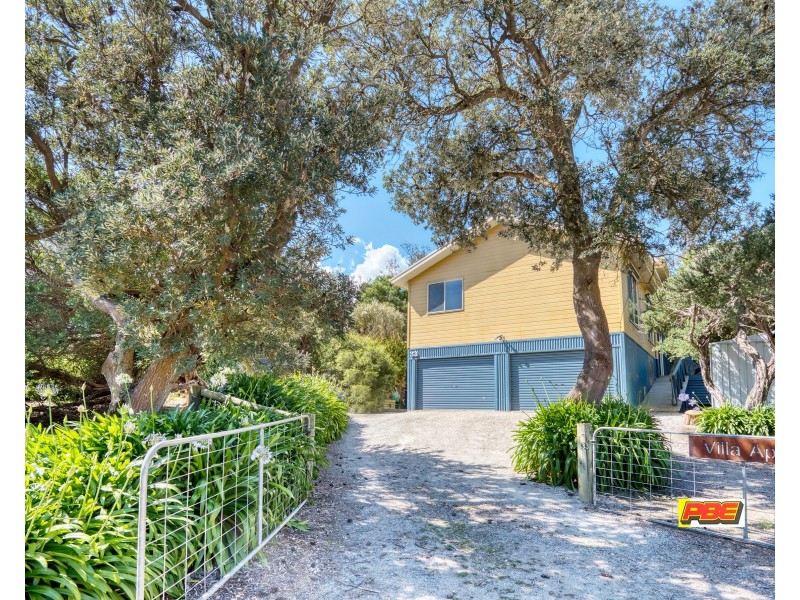 33.. ST IVES CRESCENT, Venus Bay VIC 3956